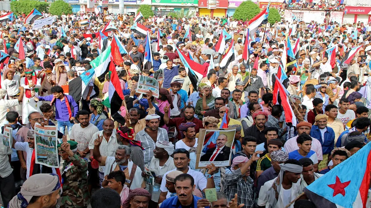 "الانتقالي الجنوبي" يحذر من حرف مسار التظاهرات السلمية في عدن