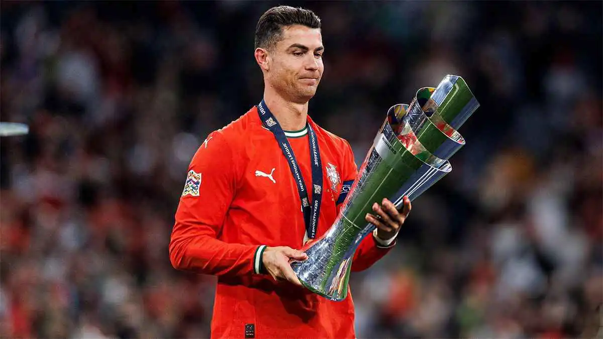 سيحمل نفس صفاته كلاعب.. هل يتولّى رونالدو تدريب البرتغال؟