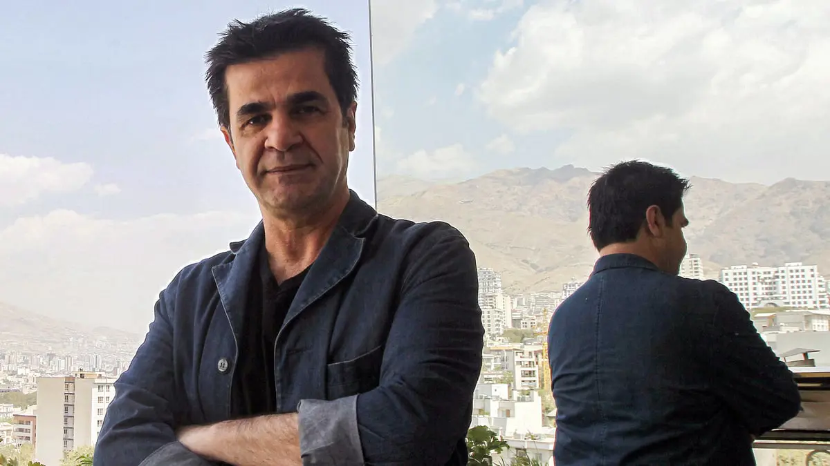إيران.. السجن 6 سنوات بحق المخرج السينمائي جعفر بناهي