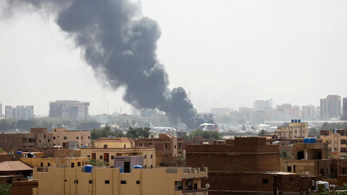  السودان.. مقتل 17 من موظفي العمل الإنساني في دارفور والخرطوم