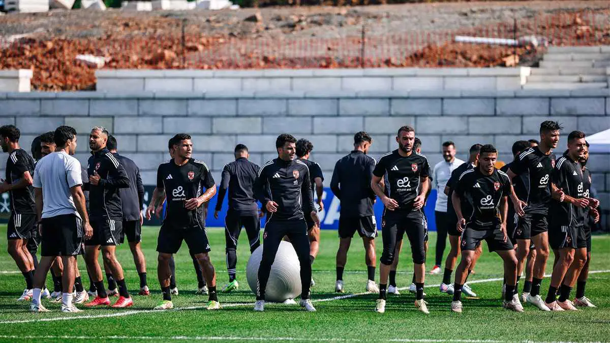 5 لاعبين يرحلون عن الأهلي المصري