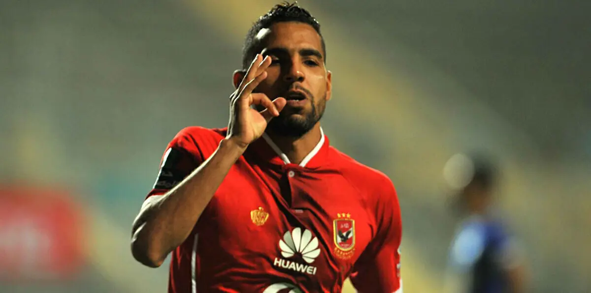 مؤمن زكريا لاعب النادي الأهلي المصري يثير أزمة في تدريبات الفريق