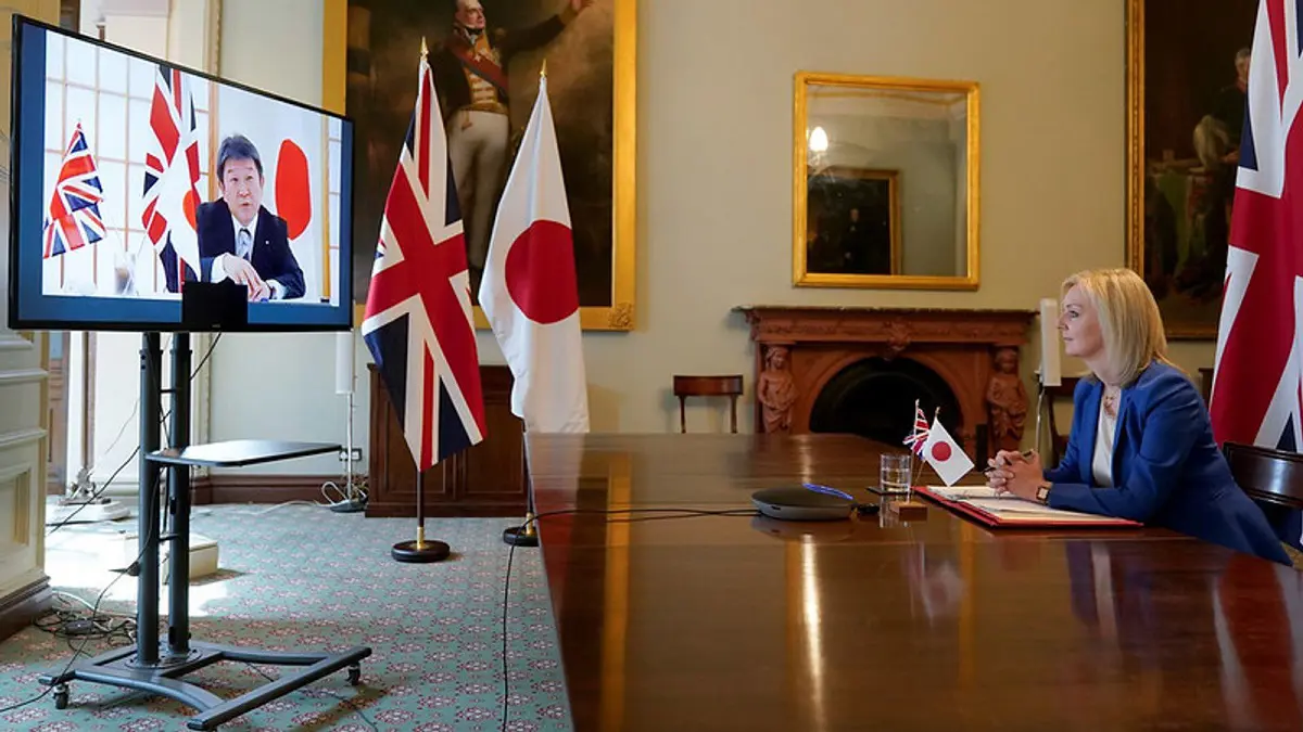 بريطانيا توقع أول اتفاق تجاري كبير مع اليابان بعد خروجها من الاتحاد الأوروبي‎