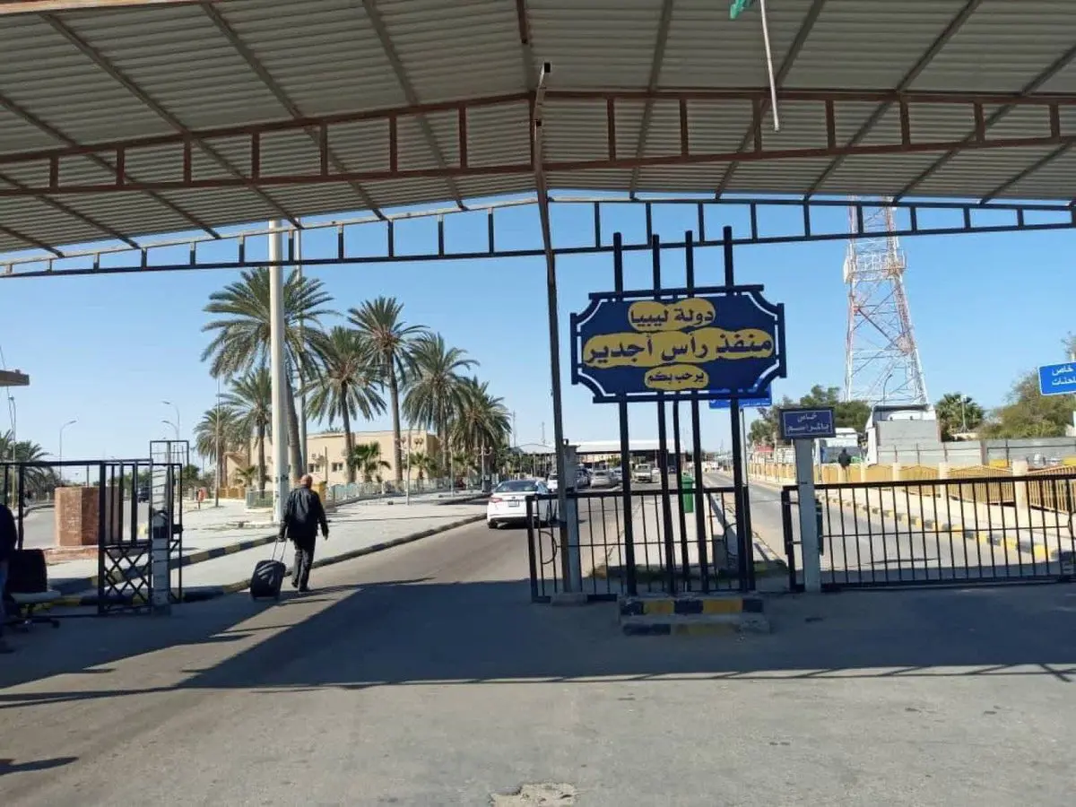 ليبيا تعيد فتح معبر "رأس جدير" مع تونس