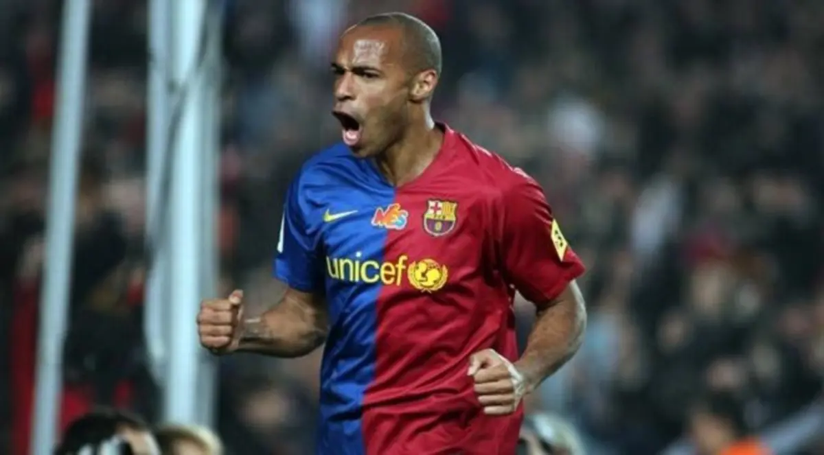 برشلونة يوجه تحية للفرنسي المعتزل تييري هنري