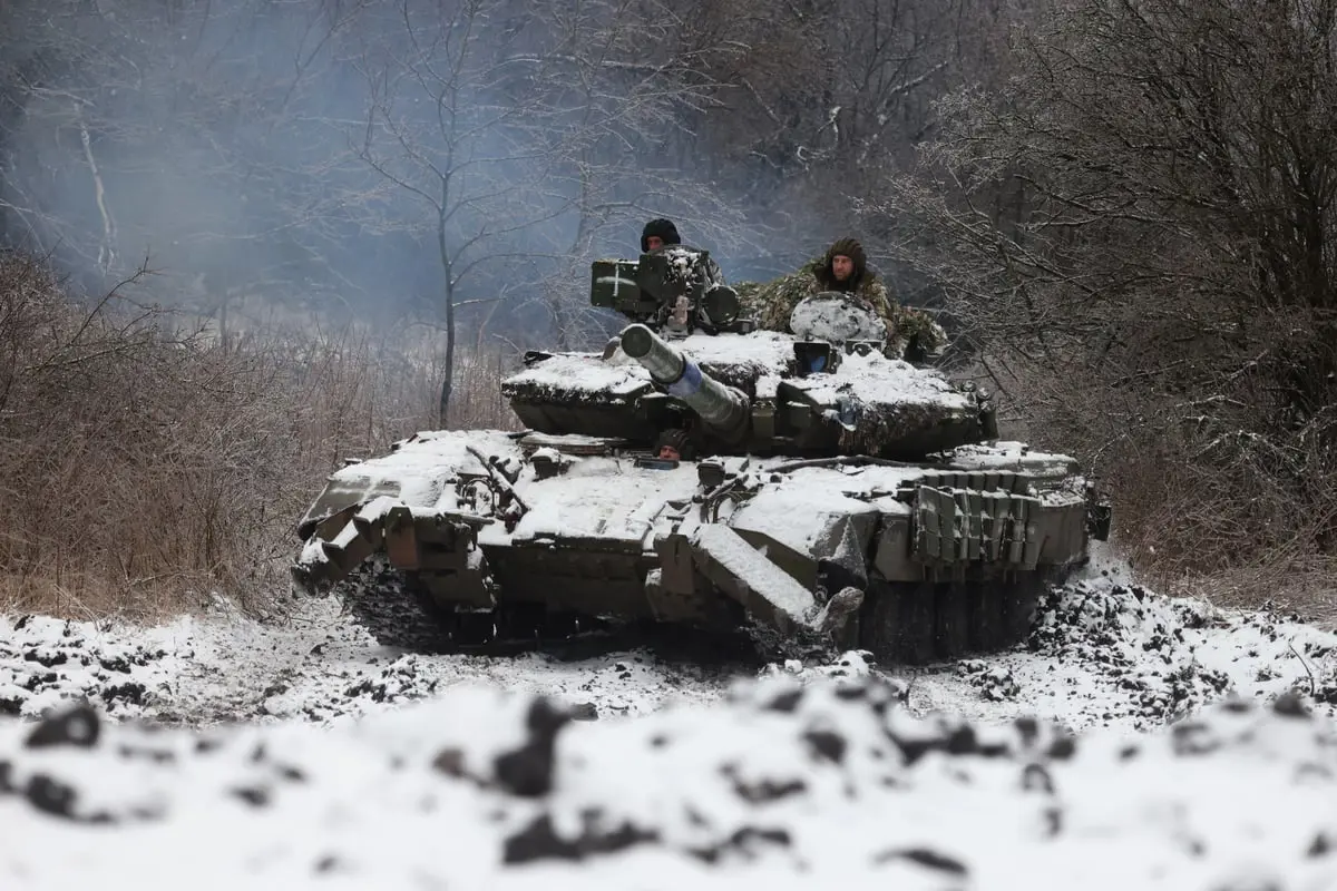 روسيا تعلن السيطرة على مواقع متقدمة في محور أرتيموفسك