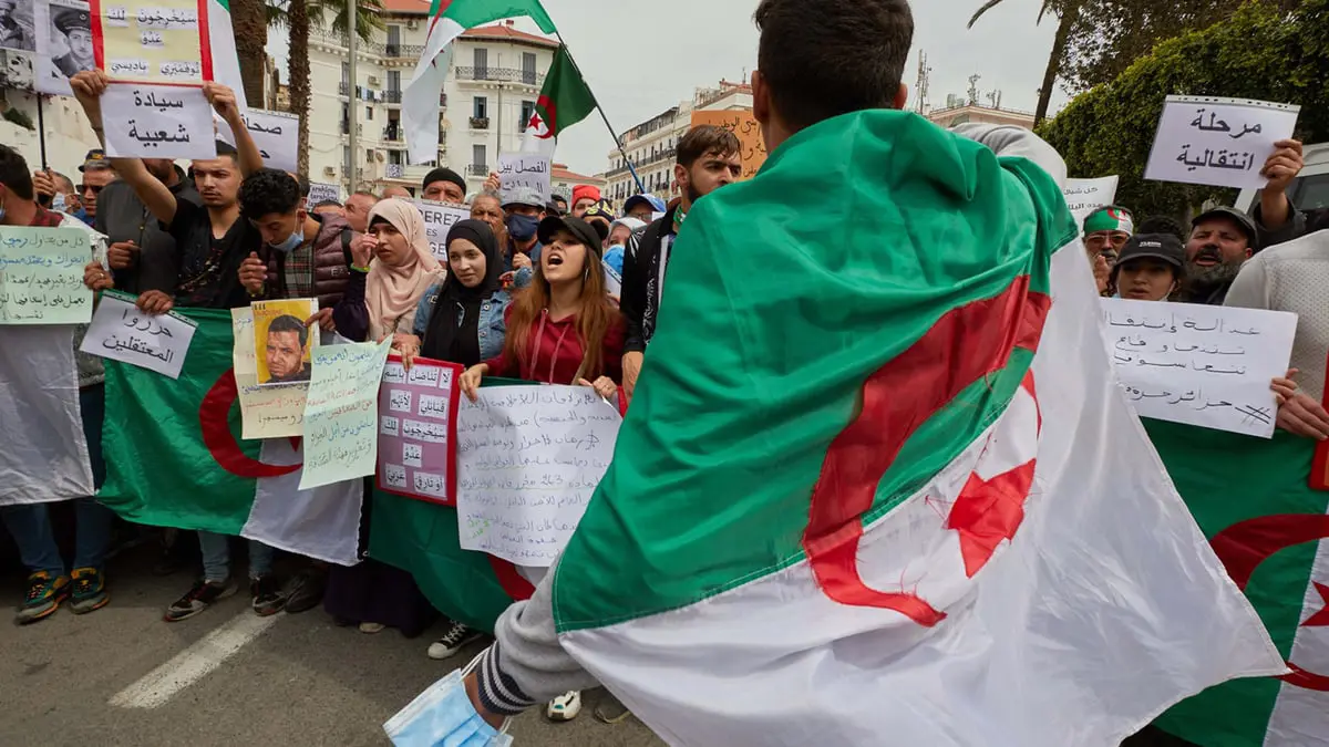 الجزائر.. حظر حزب العمال الاشتراكي يعرقل مبادرة "لم الشمل"