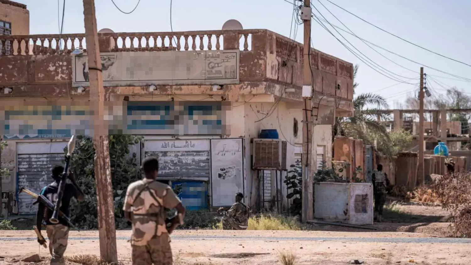 نافية تقدم قوات البرهان.. "الدعم السريع" تؤكد سيطرتها على مقر "القيادة"