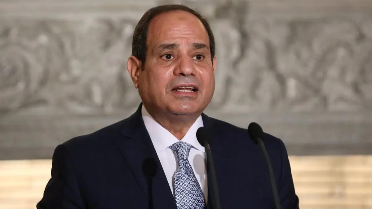 الرئيس المصري يصدر قرارا بفرض إجراءات حظر التجوال في شبه جزيرة سيناء