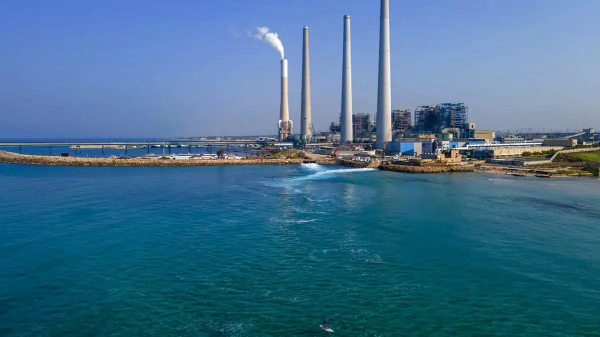 ميليشيا عراقية تعلن استهداف محطة توليد الكهرباء في إسرائيل (فيديو)