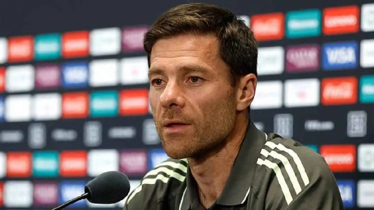 "ألونسو" يكشف أكبر أزمات ريال مدريد وموقف "مبابي" من مواجهة الهلال