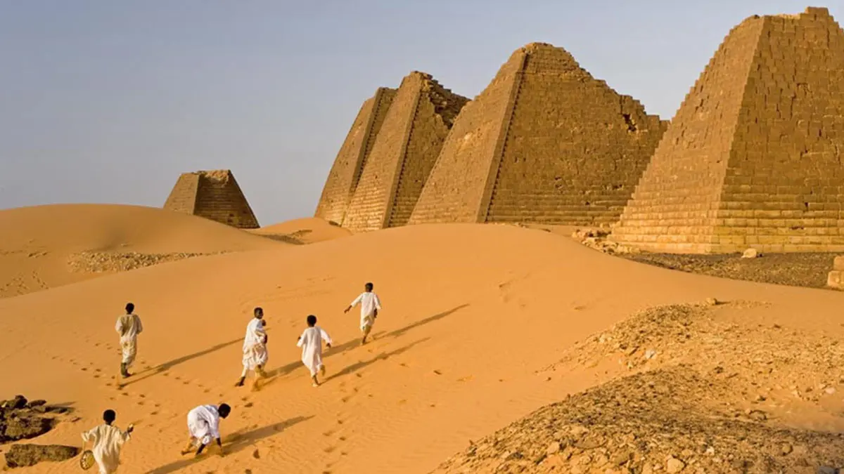 السودان يتطلع إلى الأهرامات لجذب السياحة والنقد الأجنبي‎