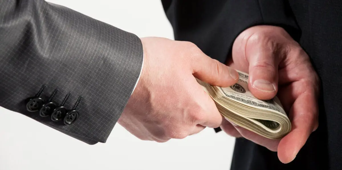 الشرطة الإسرائيلية تُصدر توصياتها بشأن المتورطين في صفقة الغواصات الألمانية