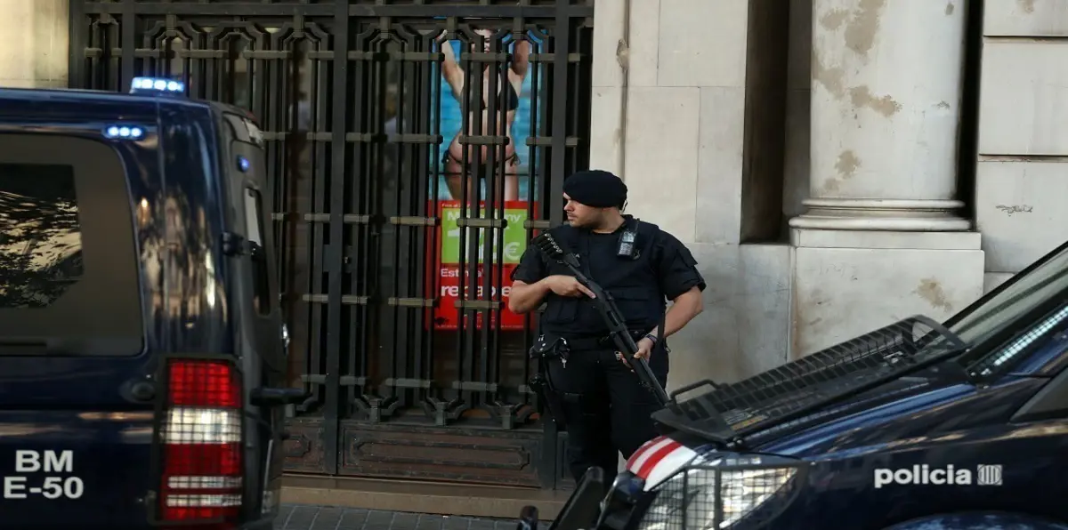 صحفية إسبانية تكشف هوية المنفذ الحقيقي لحادثة الدهس في برشلونة