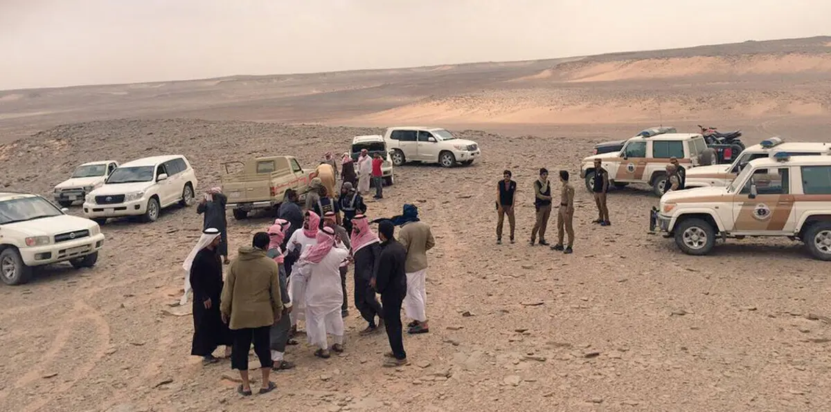 بعد غياب 4 أيام.. العثور على السعودي حسام السلمي بالصحراء عبر آثار قدميه (صور)