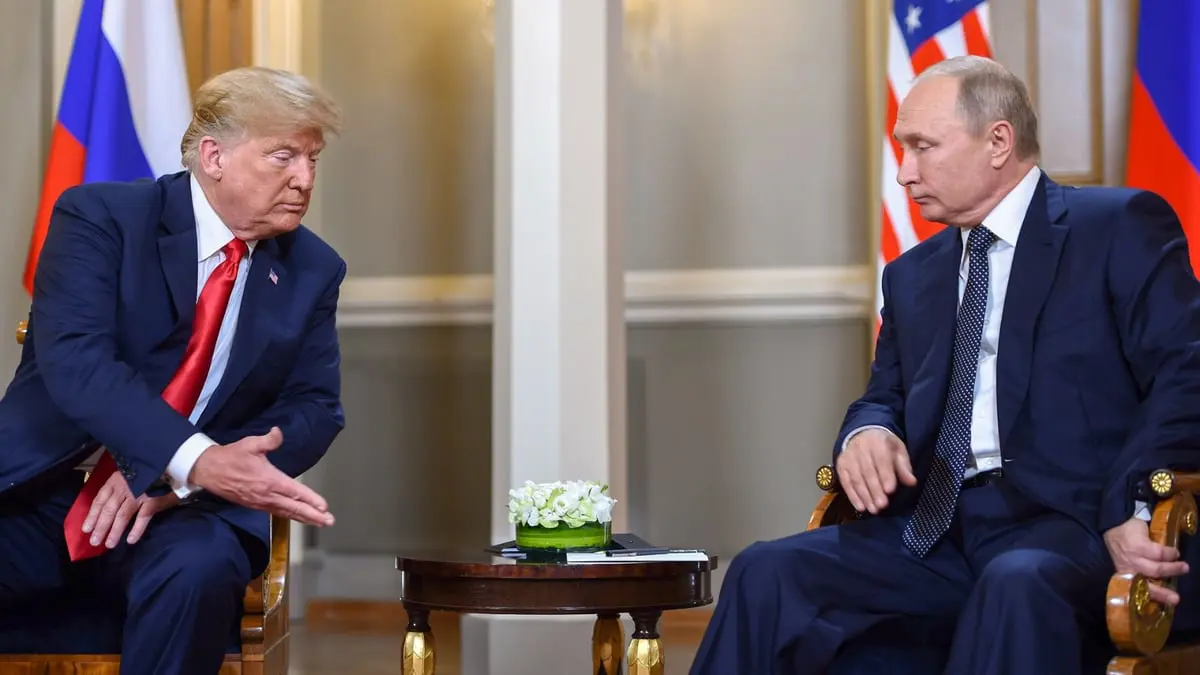 مسؤولة أمريكية سابقة: بوتين كان يشعر بالإحباط عند لقاء ترامب بسبب افتقاره للمعرفة