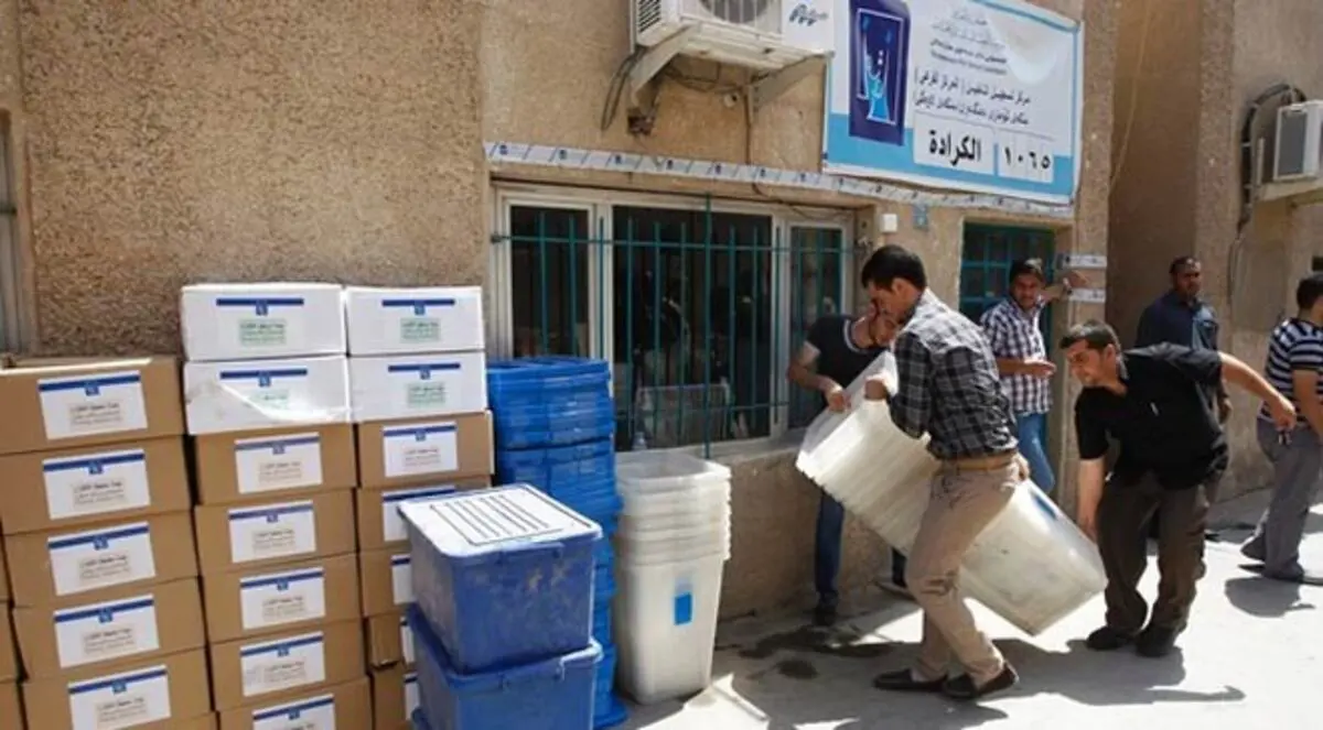 العراقيون ينتخبون برلمانهم الجديد