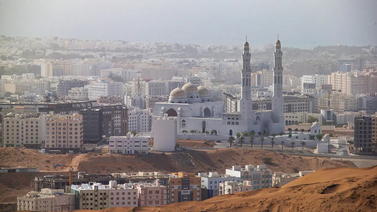 سلطنة عمان تحقق فائضا بالميزانية بلغ 2 مليار دولار
