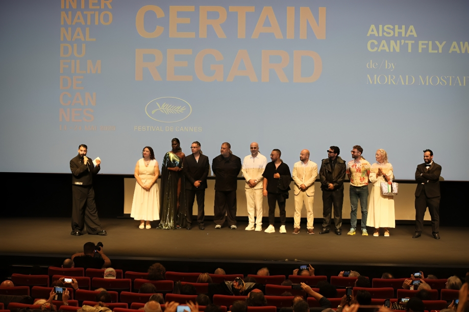 فيلم عائشة لا تستطيع الطيران في كان السينمائي