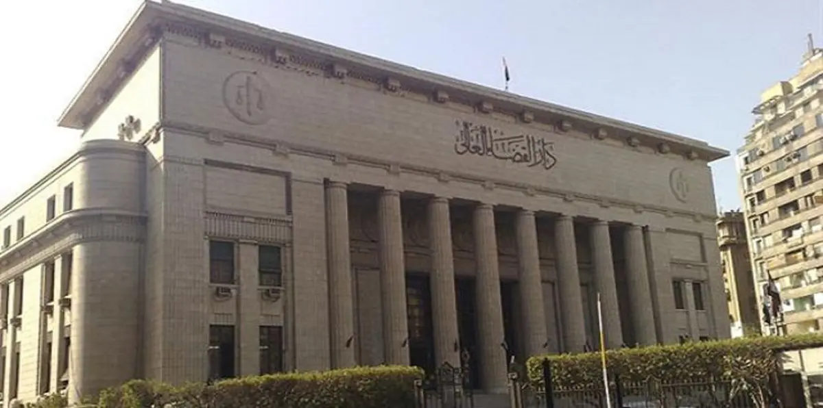حبس رجل أعمال وصحفيين مصريين بتهمة "إهانة وزارة الداخلية"