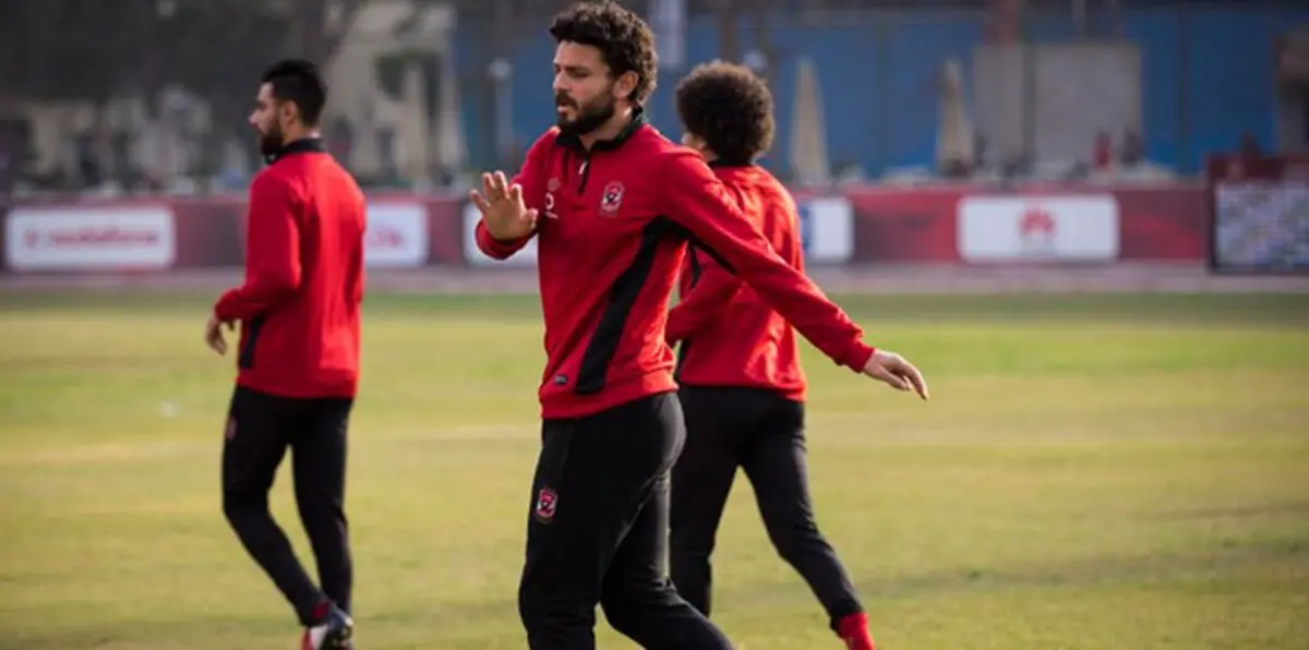 رئيس الأهلي المصري يخلف وعده مع حسام غالي.. ويتفاوض مع المحمدي