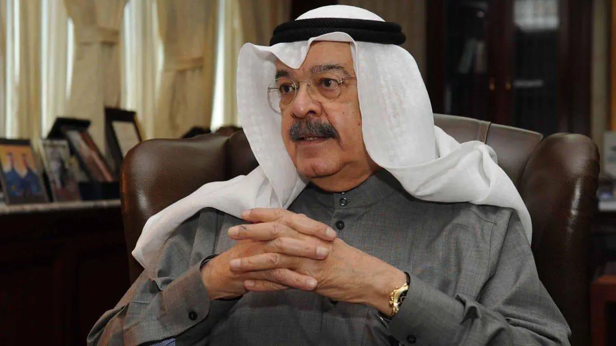 رئيس الخطوط الكويتية السابق: ديمقراطيتنا "عرجاء".. والحكومة مسؤولة عن "أزمة البدون"