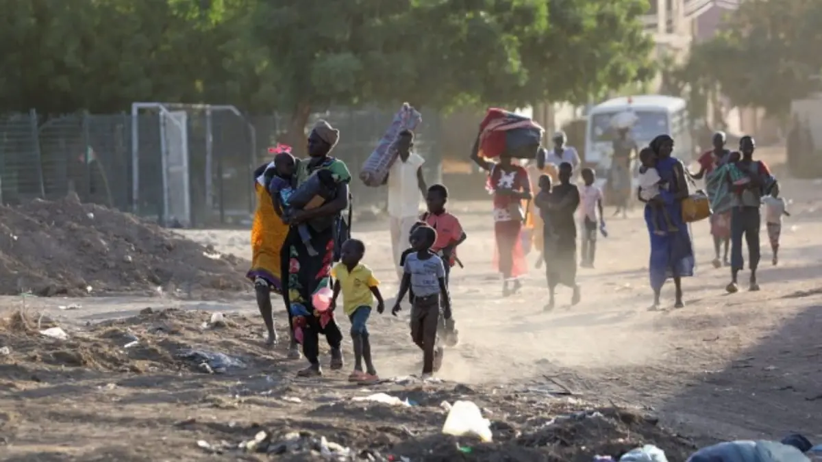 طرد مئات السودانيين من مدرسة لجأوا إليها شرق البلاد