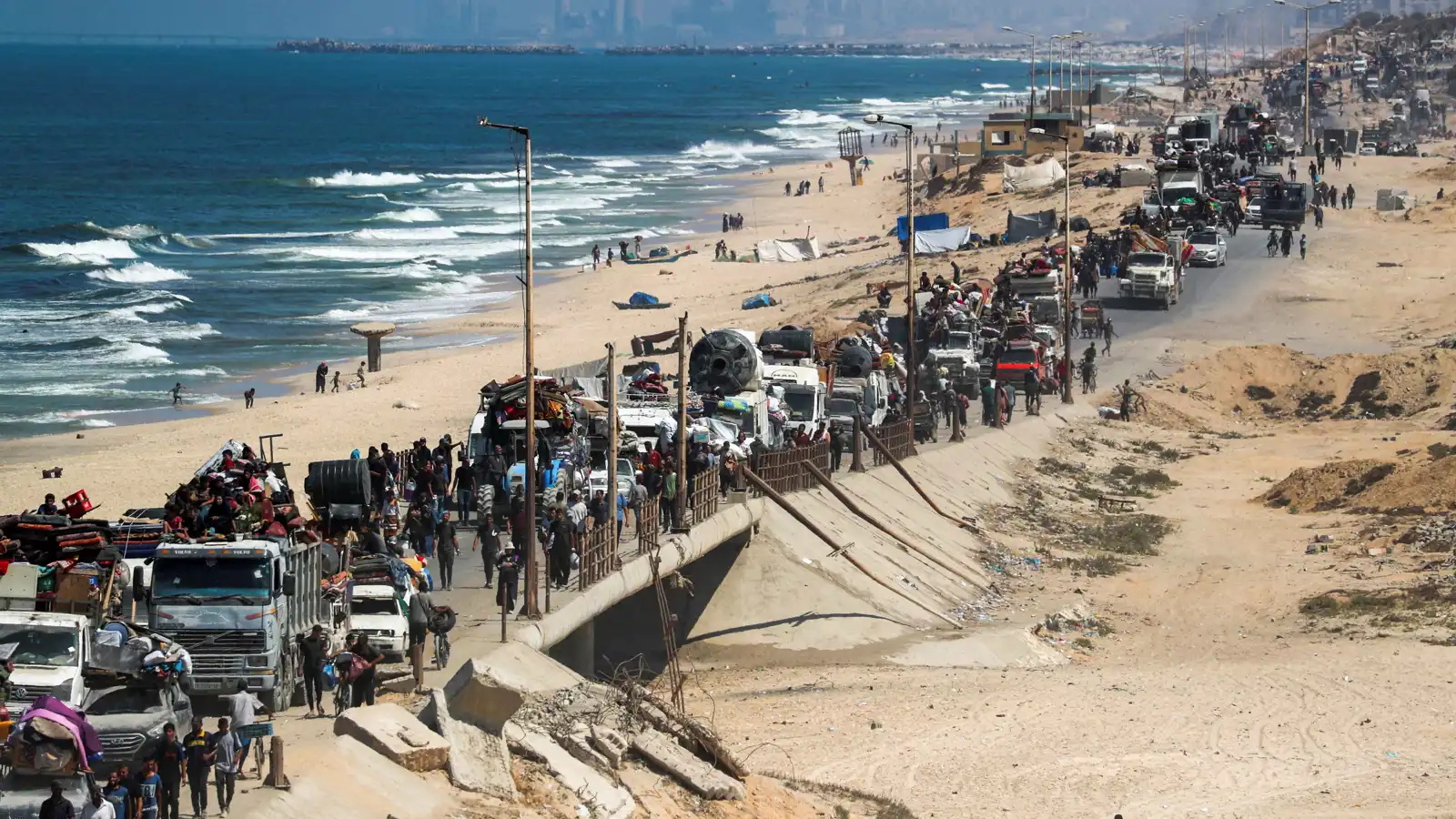 نازحون من غزة جراء الحرب