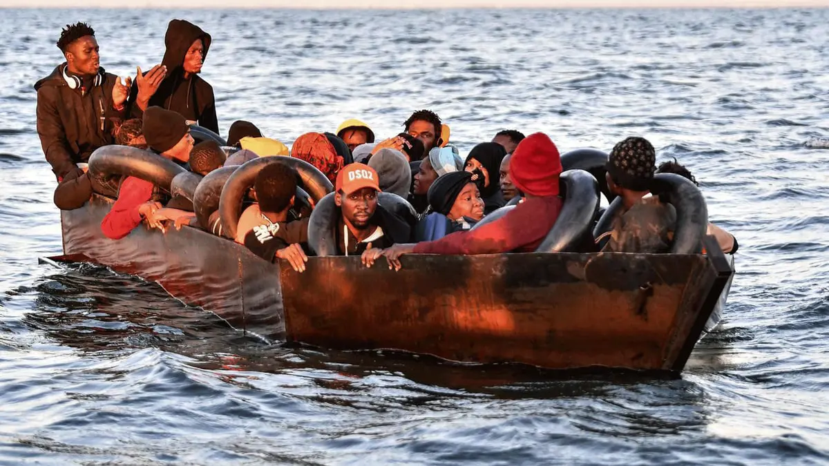 تونس تفكك شبكة متخصصة بتهريب المهاجرين 