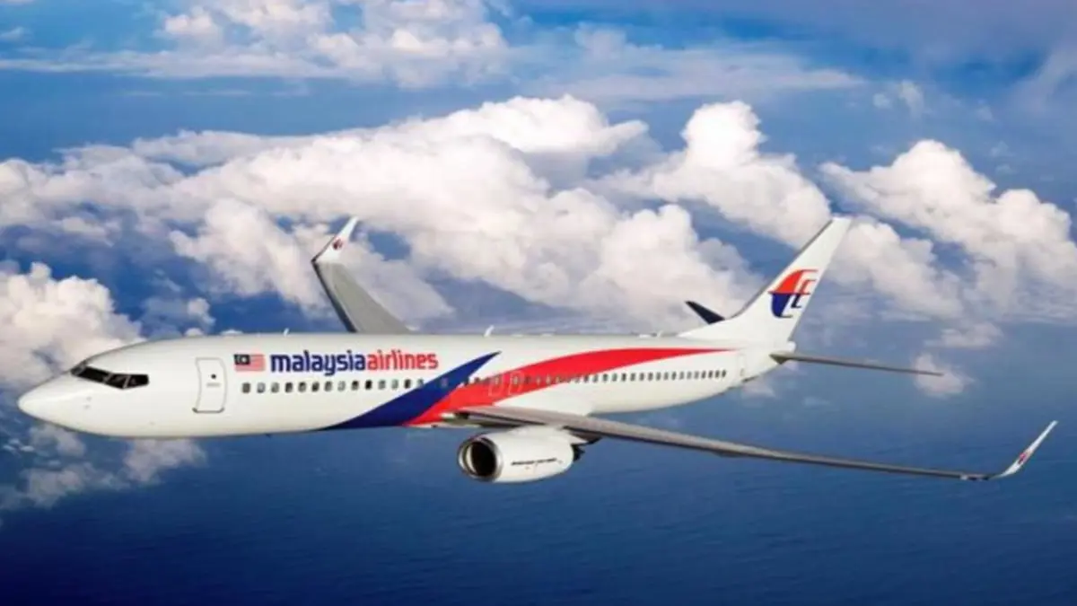 طيار يرجح حدوث "عمل تخريبي متعمد" للطائرة الماليزية المختفية