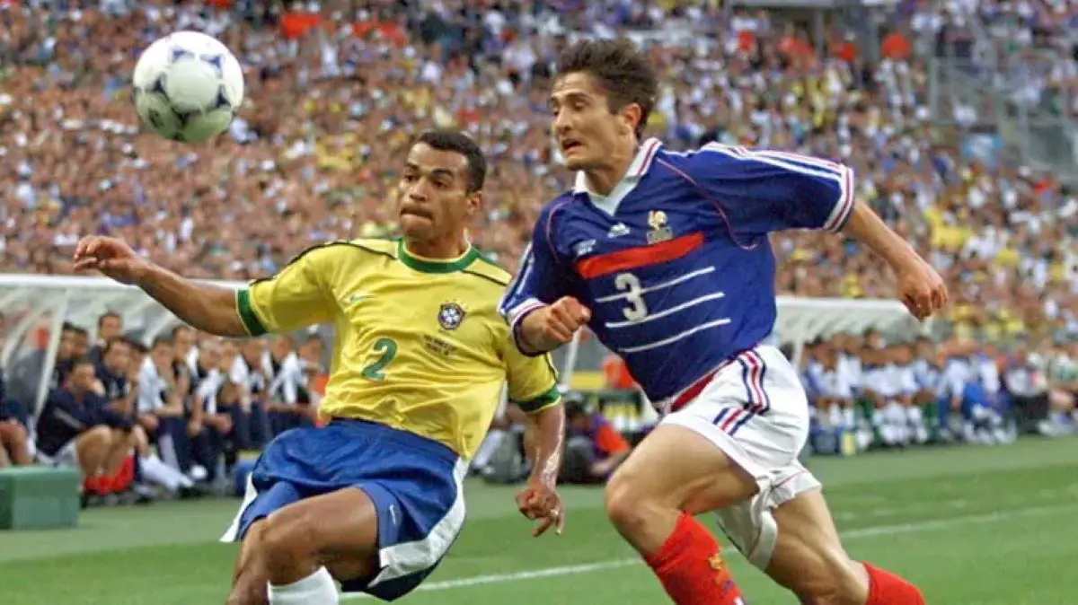 ليزارازو في نهائي مونديال 1998