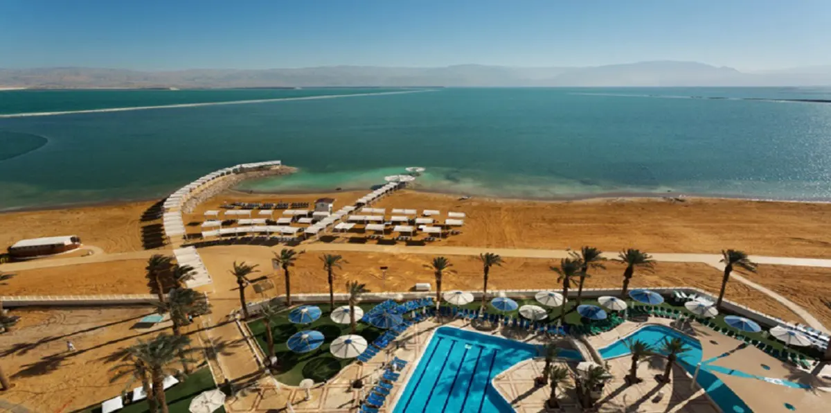 إسرائيل تلتهم شواطئ البحر الميت.. استيطان بغطاء سياحي