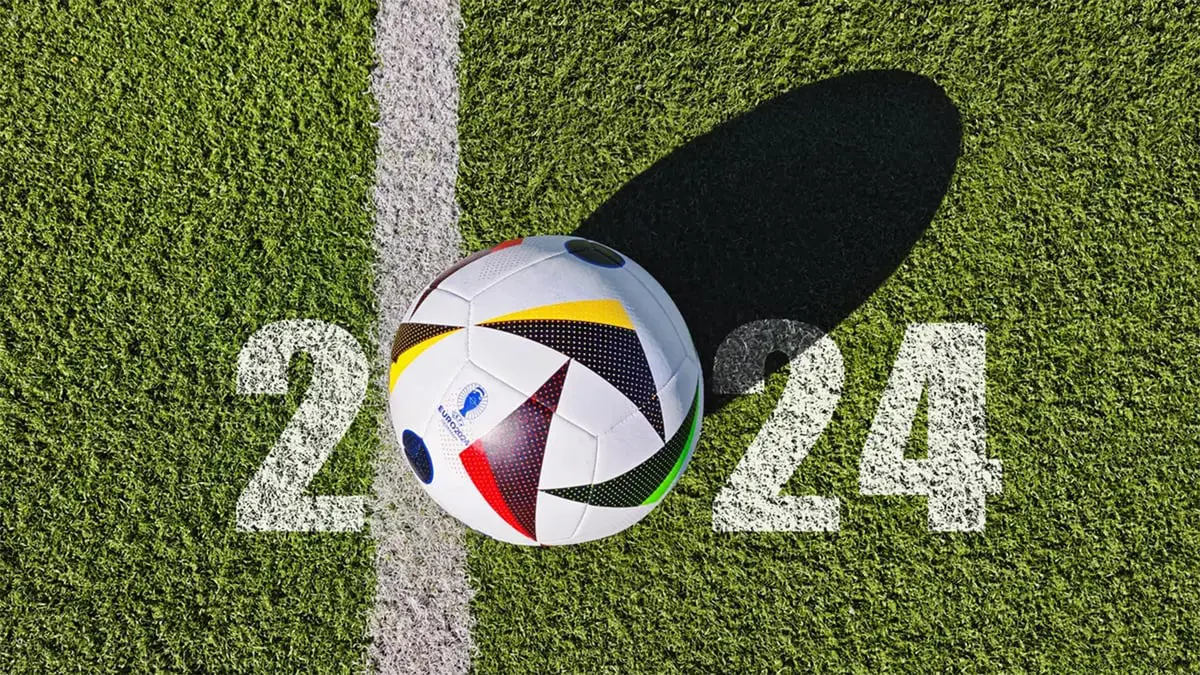 "يويفا" يعتزم رفع قوائم منتخبات يورو 2024 إلى 26 لاعبًا