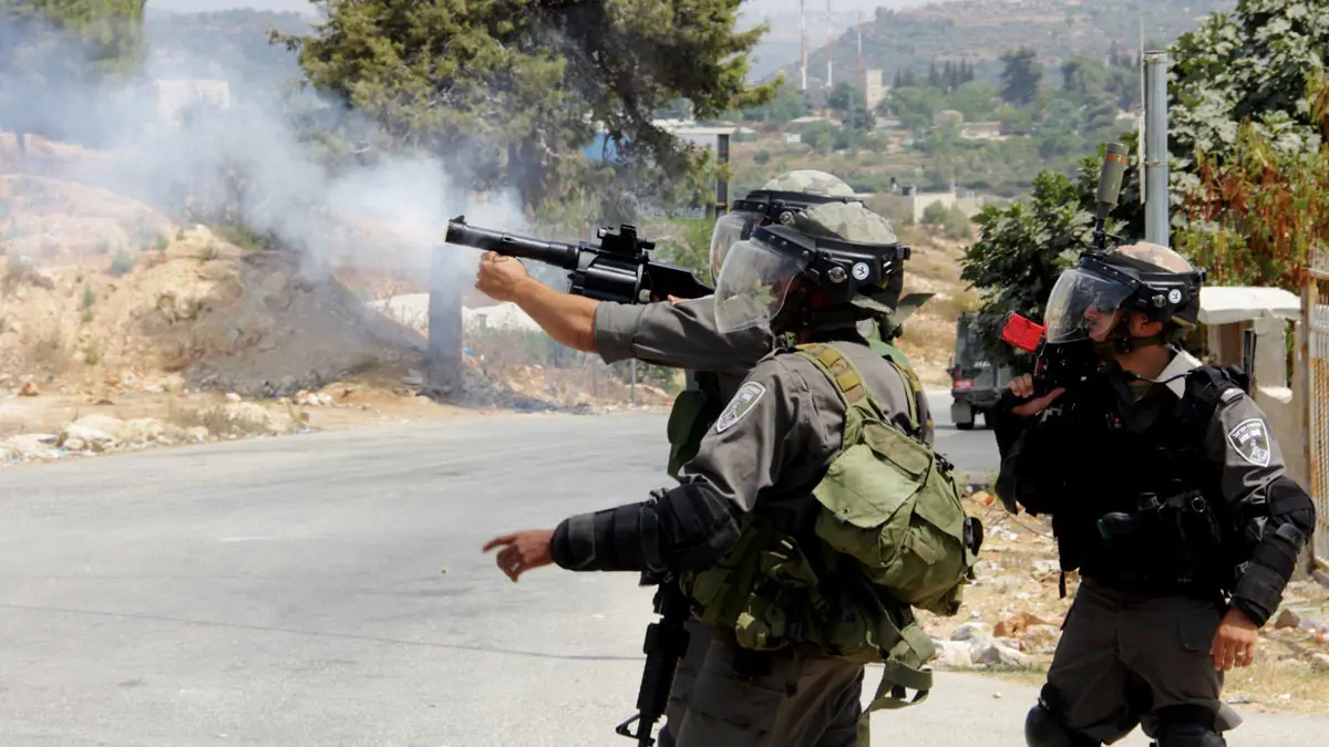 إطلاق نار على فلسطينية بالقدس بذريعة دهس جنود إسرائيليين (فيديو)
