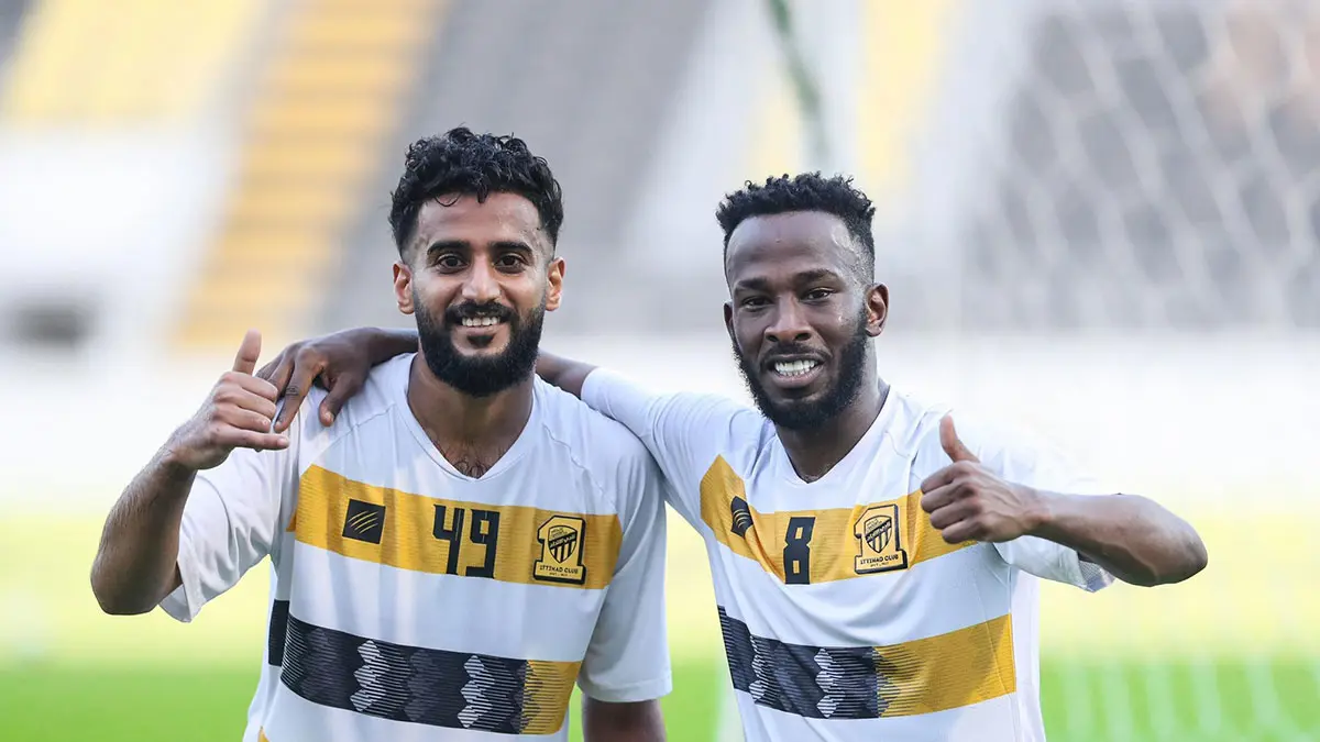هل يتم تمديد إيقاف فهد المولد نجم نادي الاتحاد السعودي بسبب تعليق النشاط الكروي؟