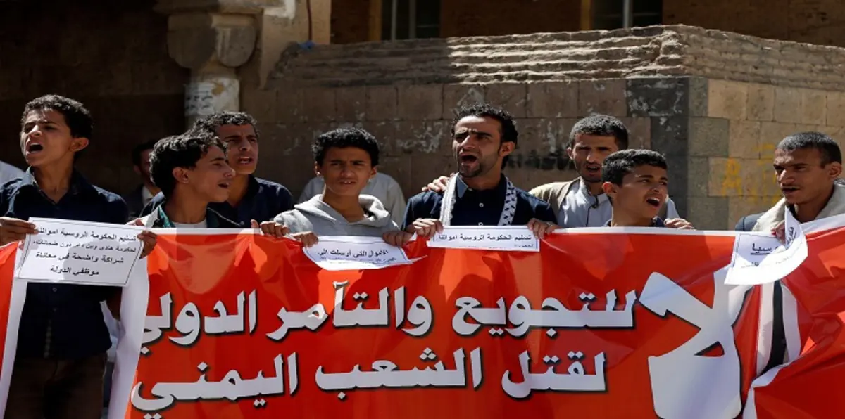 الحوثيون وأنصار صالح.. مواجهة إعلامية تكشف فضائح الطرفين
