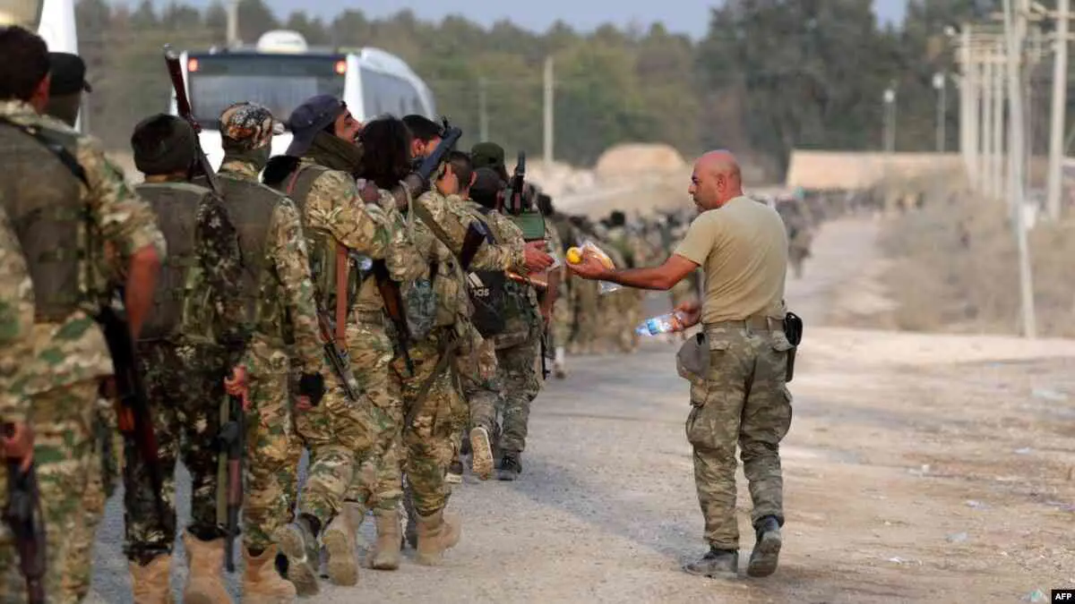 المرصد السوري ينشر معلومات جديدة عن نقل مرتزقة سوريين إلى ليبيا