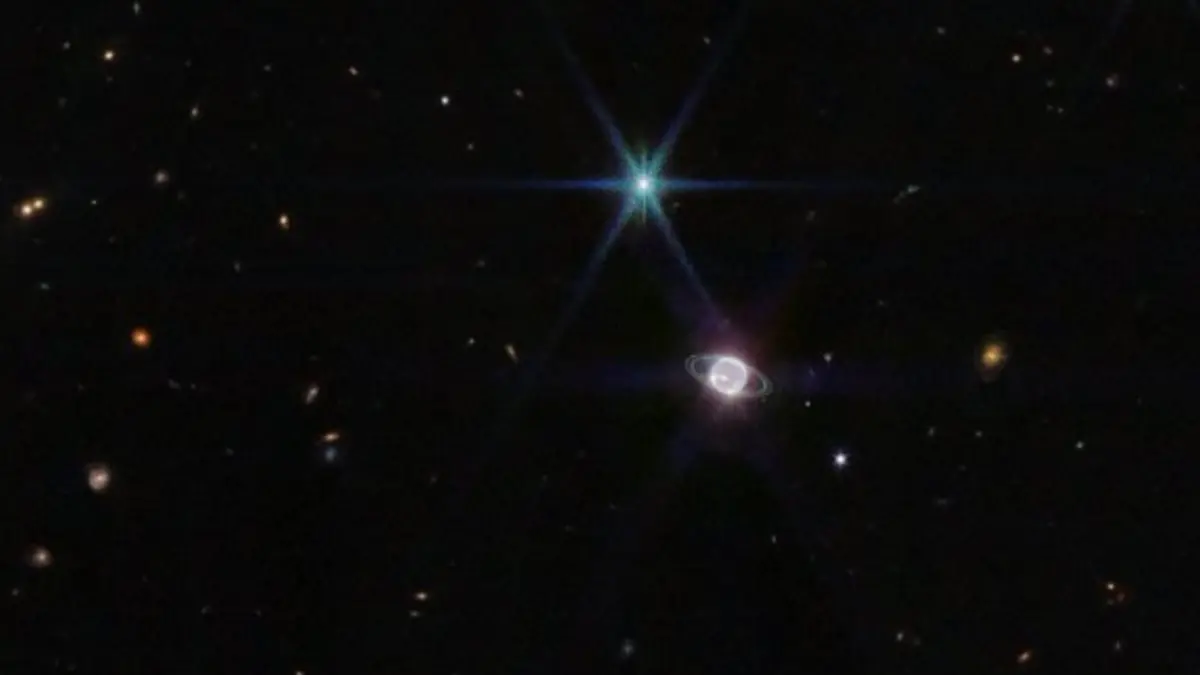 التلسكوب جيمس ويب يلتقط صورا دقيقة لحلقات نبتون
