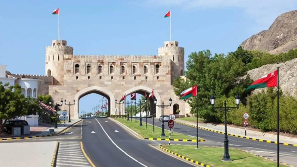 سلطنة عمان ترفع جميع التدابير الاحترازية الخاصة بكورونا