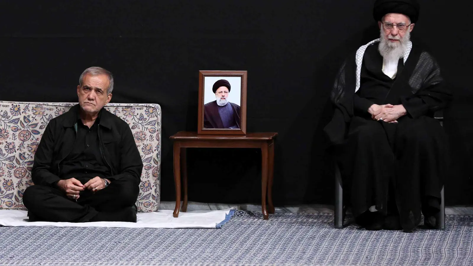إيران "تتجرع السم".. 3 خطوط حمراء تحرك الرد الإيراني على إسرائيل