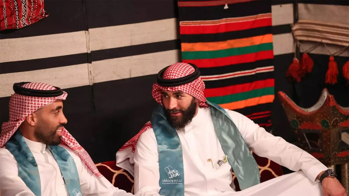 بنزيما: أتعامل مع السعودية كوطنٍ ثانٍ لي (فيديو)