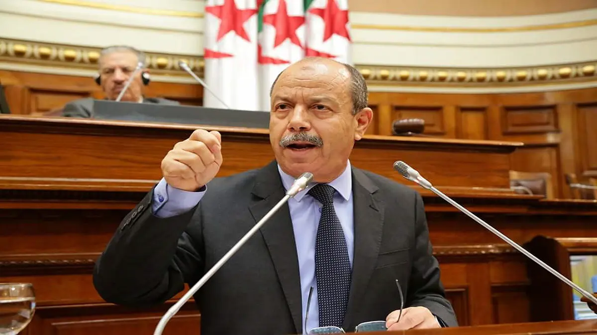 وزير جزائري يتحدث عن "تحركات خفيّة" لاستغلال الاحتجاجات