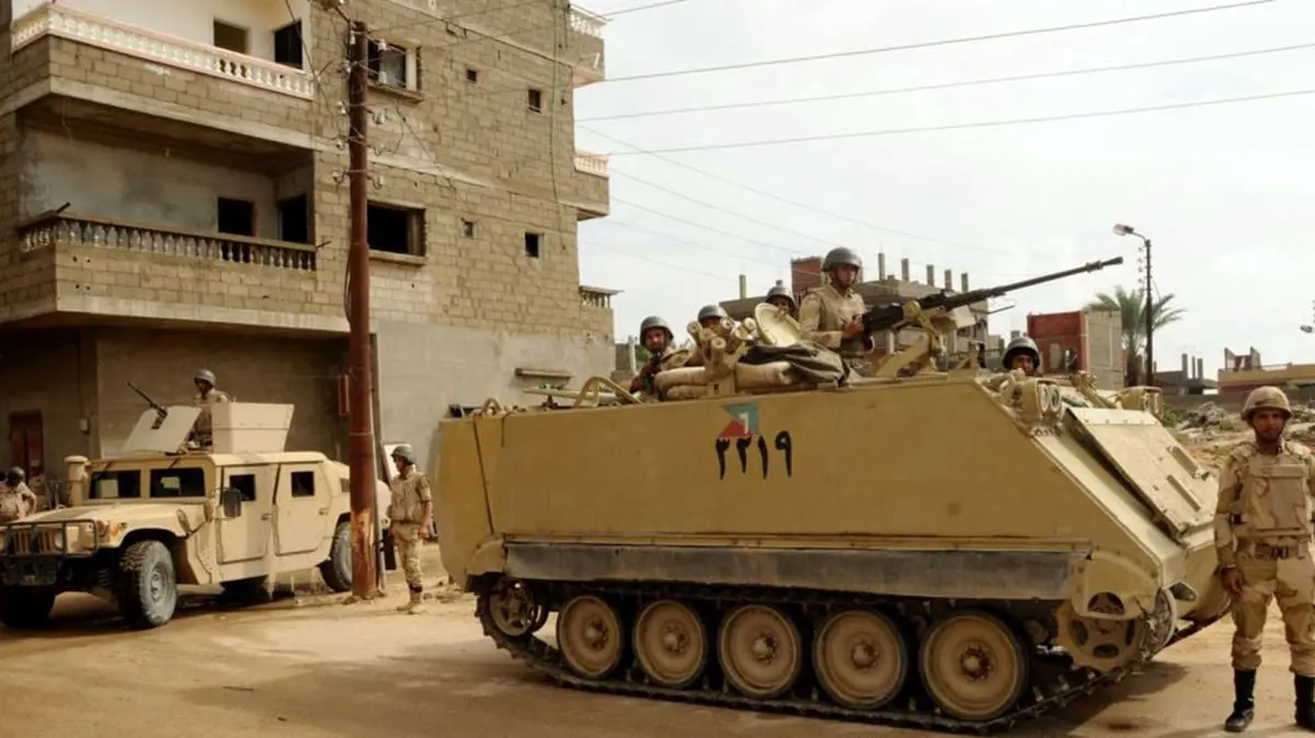 الجيش المصري يعلن مقتل 7 جنود في حملة أمنية