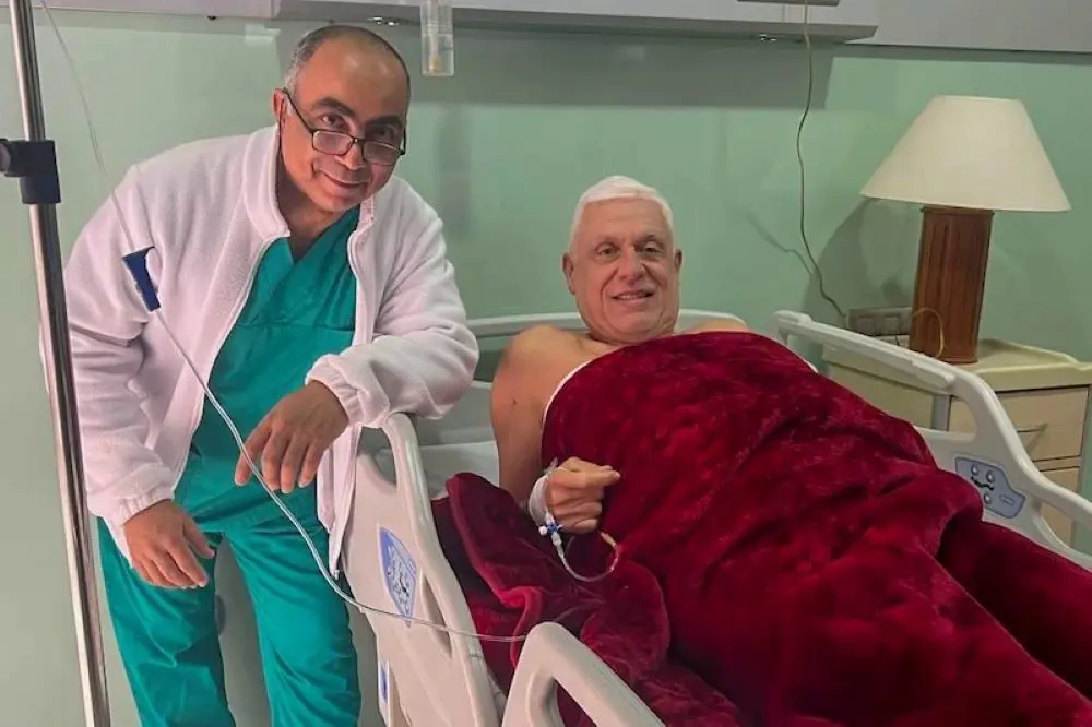 مدرب الجيش الملكي عقب خضوعه لعملية جراحية