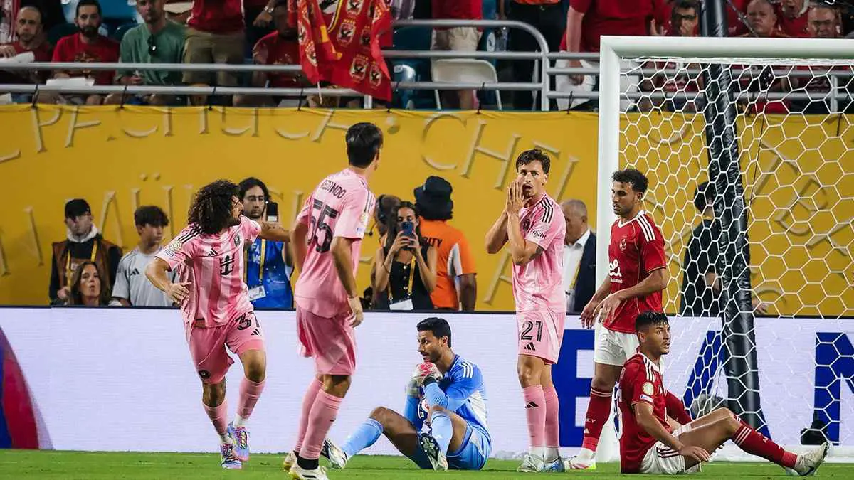 القنوات المجانية الناقلة لمباراة الأهلي وبالميراس البرازيلي