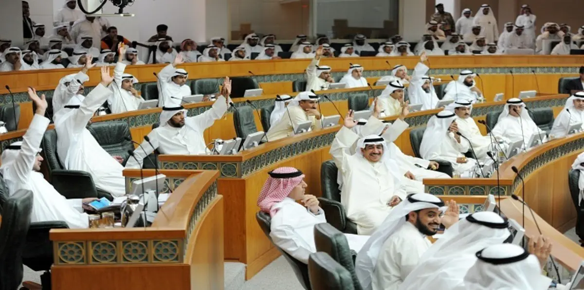 الكويت تعتزم منح موظفيها عطلة 3 أيام في الأسبوع