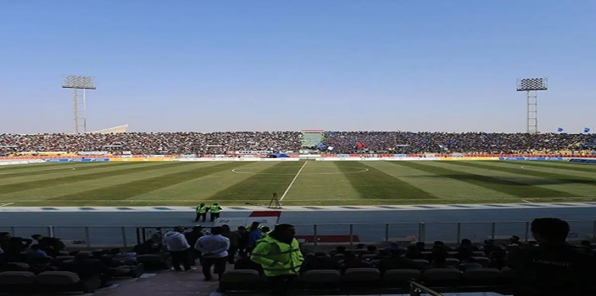 مشجع عراقي يبدع في تقليد الشوالي خلال مواجهة الزوراء والقوة الجوية (فيديو)