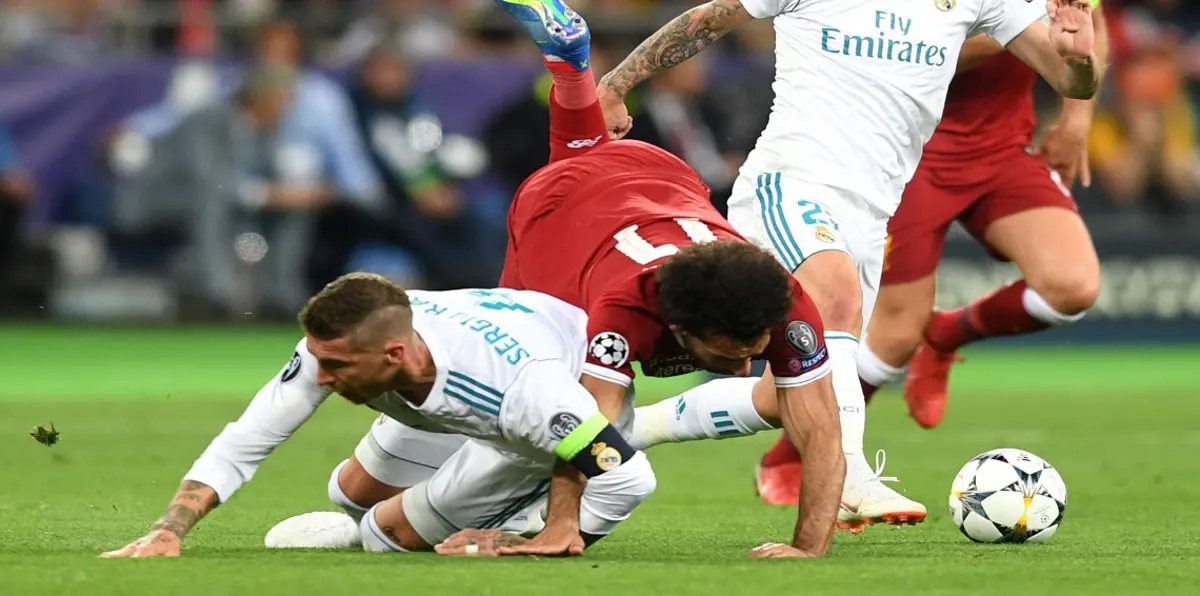 بسبب محمد صلاح.. جماهير ليفربول تهاجم راموس مرةً أخرى
