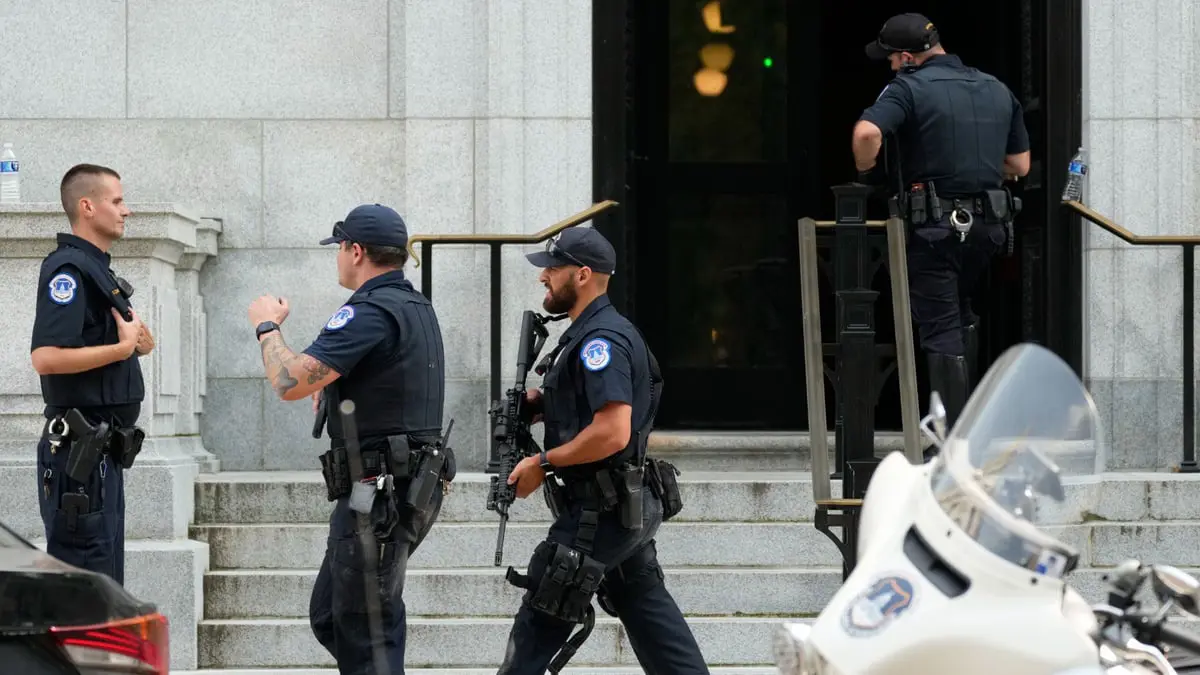 إخلاء مقر شرطة الكونغرس الأمريكي بسبب مركبة مشبوهة
