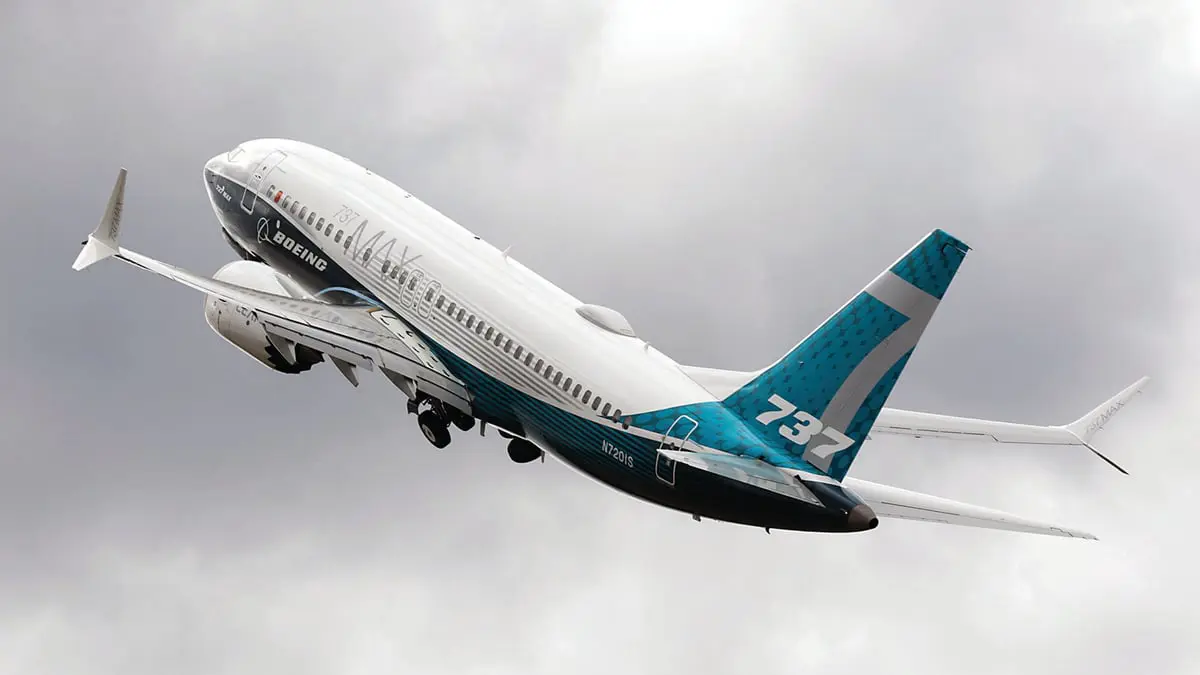 إنقاذ طيارين أمريكيين هبطا اضطراريًا بطائرة شحن "بوينج 737" في المياه